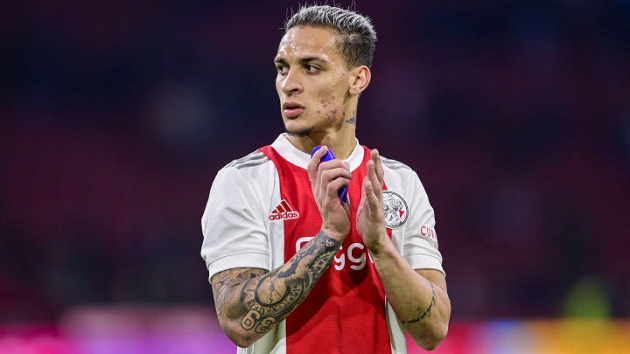 “Nếu là cậu ấy, tôi sẽ không rời Ajax đến Manchester United”