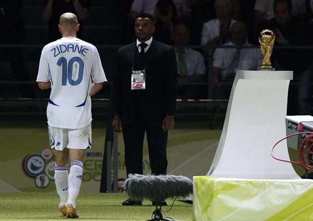 Người Pháp trở lại Berlin để “trả thù”