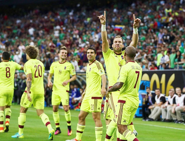 Nhất bảng C, Mexico tránh được Argentina