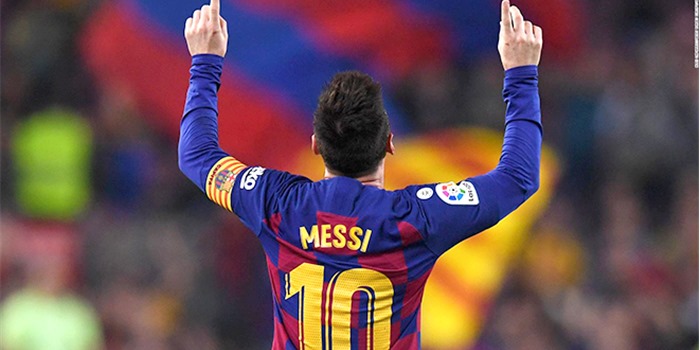 Những đồng đội từng sát cánh với Messi và Ronaldo đánh giá ai giỏi hơn?