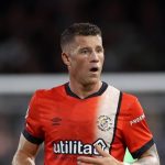 Những ngôi sao bị quên lãng đang tỏa sáng: Cựu sao Arsenal và M.U góp mặt