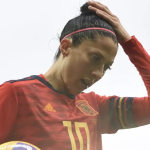 Nữ cầu thủ bị khóa môi chỉ trích LĐBĐ TBN đạo đức giả