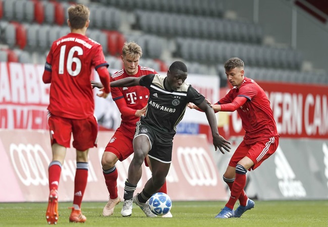 Overmars xác nhận, Ajax mất ‘Lukaku mới’ cuối mùa này