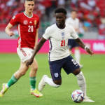 Owen ấn tượng với tiền vệ Arsenal