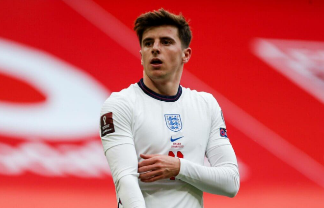 Phản ứng của Declan Rice khi Mason Mount đứng thứ 19 Quả bóng vàng