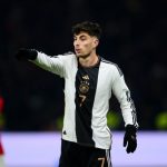 Phản ứng của đồng đội cũ khi Havertz đá hậu vệ