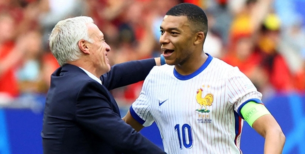 Pháp chạm trán Croatia: Thử thách lớn trong giai đoạn chuyển giao