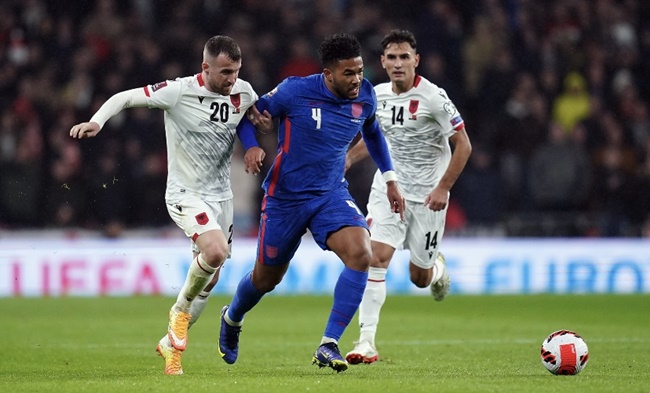 Phiên bản Reece James nâng cấp giúp ĐT Anh thêm nguy hiểm