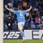 Rời MU, Scott McTominay được đề cử Quả bóng vàng