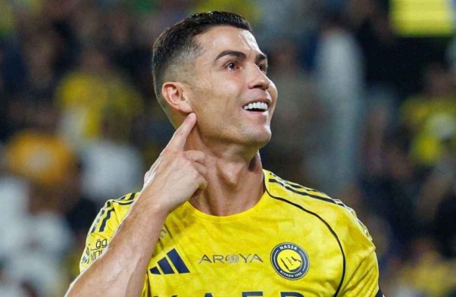 Ronaldo: “Nếu đá ở Ngoại hạng Anh tôi vẫn ghi bàn ngang ngửa Saudi Pro League”