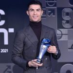 Ronaldo nhắn MU sau khi đoạt giải Đặc biệt của The Best FIFA 2021