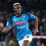 Sát thủ Serie A có gì khiến M.U, Chelsea say đắm?