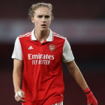 “Sát thủ xinh đẹp” của Arsenal thừa nhận hung tin