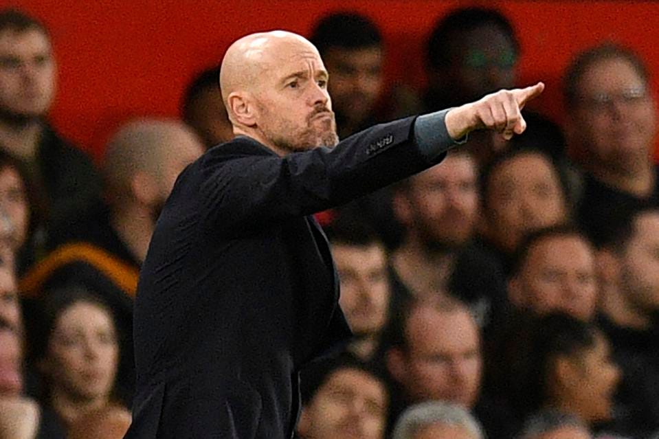 Scholes: Maguire đá tiền đạo, một mớ hỗn độn