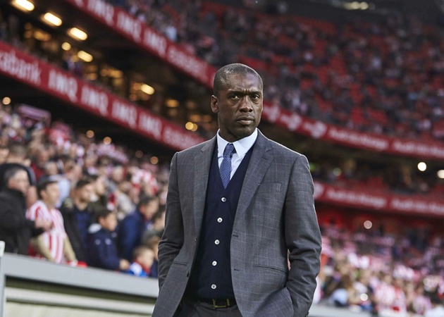 Sự nghiệp huấn luyện bết bát, huyền thoại C1 than bất công