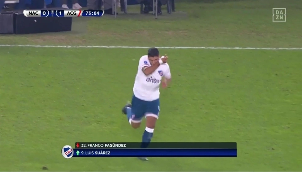 Suarez để thua trận ra mắt ở Uruguay