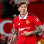 Tại sao Lindelof từ bỏ băng đội trưởng ở ĐTQG Thụy Điển?