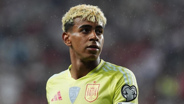 Tây Ban Nha trở lại ngôi số 1 thế giới sau hơn 10 năm