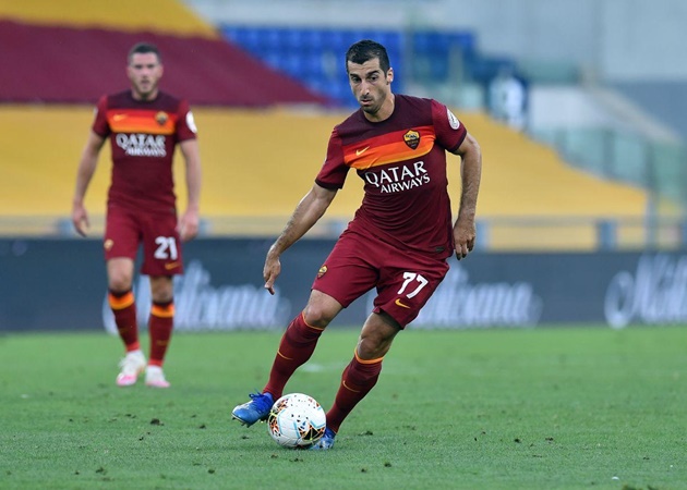 ‘Thảm họa’ EPL? Không, Mkhitaryan đang thực sự khuynh đảo châu Âu