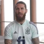 “Tôi sẽ chơi bóng cho đến khi thể chất và đầu của tôi ngừng hoạt động…”