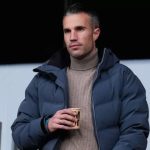 Từ chối Man Utd, Van Persie sắp có bến đỗ mới