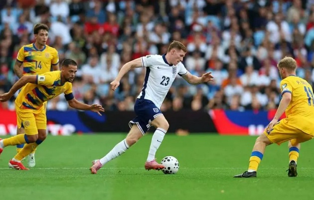 Tuchel tìm thấy lời giải số 6 với màn ra mắt của Elliot Anderson