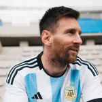 Tuyển Argentina ra mắt áo đấu tại World Cup 2022