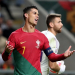 Tuyển Bồ Đào Nha dám để Ronaldo dự bị?
