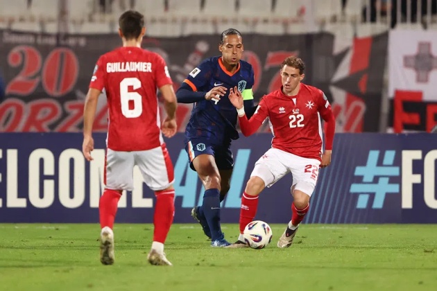 Tuyển Hà Lan thắng 4-0 nhưng gây tranh cãi, Van Dijk: “Không dễ như mọi người nghĩ”