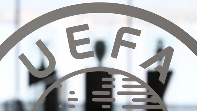 UEFA trừng phạt 8 CLB, cảnh cáo 4 đội Premier League