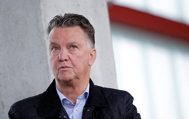 Van Gaal thất nghiệp 5 năm sau khi M.U sa thải, vì sao Hà Lan vẫn mời về lần 3?