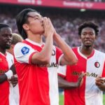 Van Persie thắng mãn nhãn trận khai màn Eredivisie