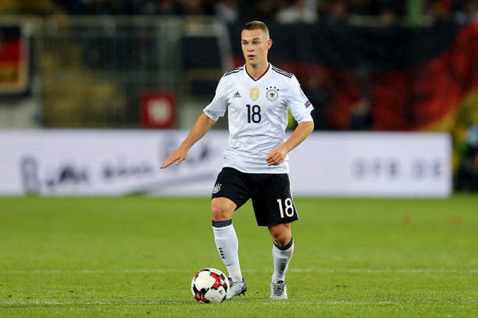 Vì quá đa năng, sao Bayern được Low giao cho vai trò khác ở tuyển