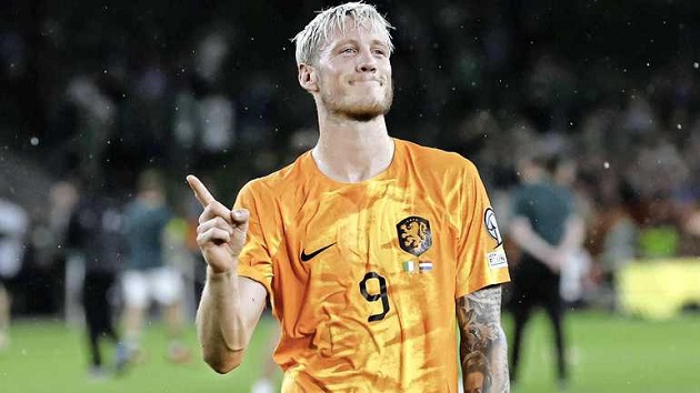 Weghorst thất vọng vì không được đá chính