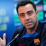 Xavi tập hợp toàn đội Barca xem trận Inter