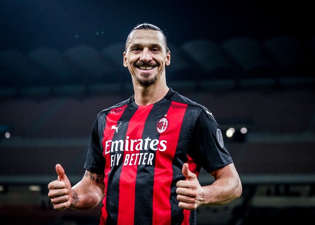 Zlatan tiếp tục thể hiện ý chí đáng nể