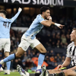 Biến Newcastle thành cựu vương, Man City vào chung kết League Cup