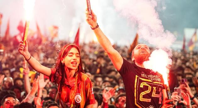 Lịch sử Super Lig Thổ Nhĩ Kỳ: Chảo lửa dưới gót giày Tam đại gia