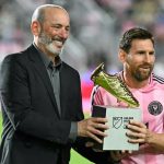 Messi áp sát cột mốc 900 bàn, sẵn sàng vượt mặt Ronaldo