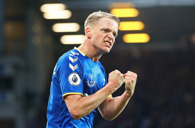 Van de Beek tiếp tục bị gạt khỏi tuyển Hà Lan