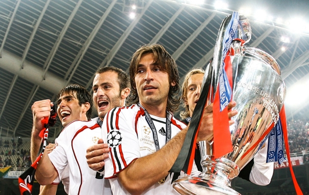 ‘Xabi Alonso xuất sắc hơn Andrea Pirlo’