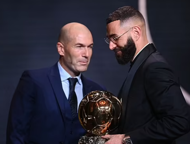 Zidane ca ngợi Benzema